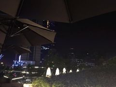 -UNI UNI(环亚凯瑟琳店)