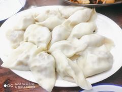 -鸿运大厨·大馅饺子·家常菜