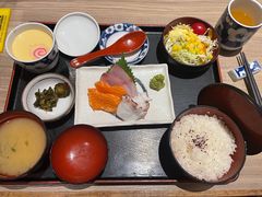-小山日本料理(兴业太古汇店)