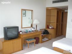 -曲江惠宾苑宾馆(大雁塔大唐不夜城店)