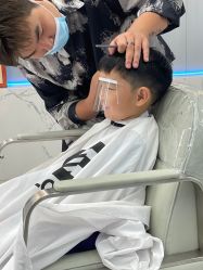 -PE SALON