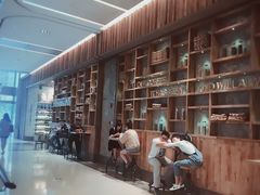 -星巴克臻选(湖滨道店)