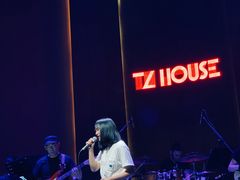 -TZ House音乐现场(来福士中心店)
