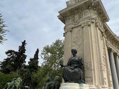 -阿方索十二世纪念碑