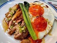 葱油汁鸡排双蛋饭-肥佬哥香港车仔面(人民广场店)