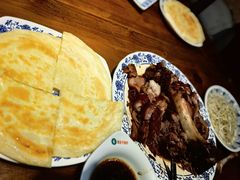 -老天桥酱肉烧饼夹肘子(天桥店)
