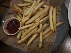 -MARU玛露音乐餐厅(大学路店)