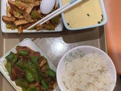 -老乡鸡(融科天地店)