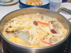 招牌猪骨煲-三人行骨头王火锅(长寿店)