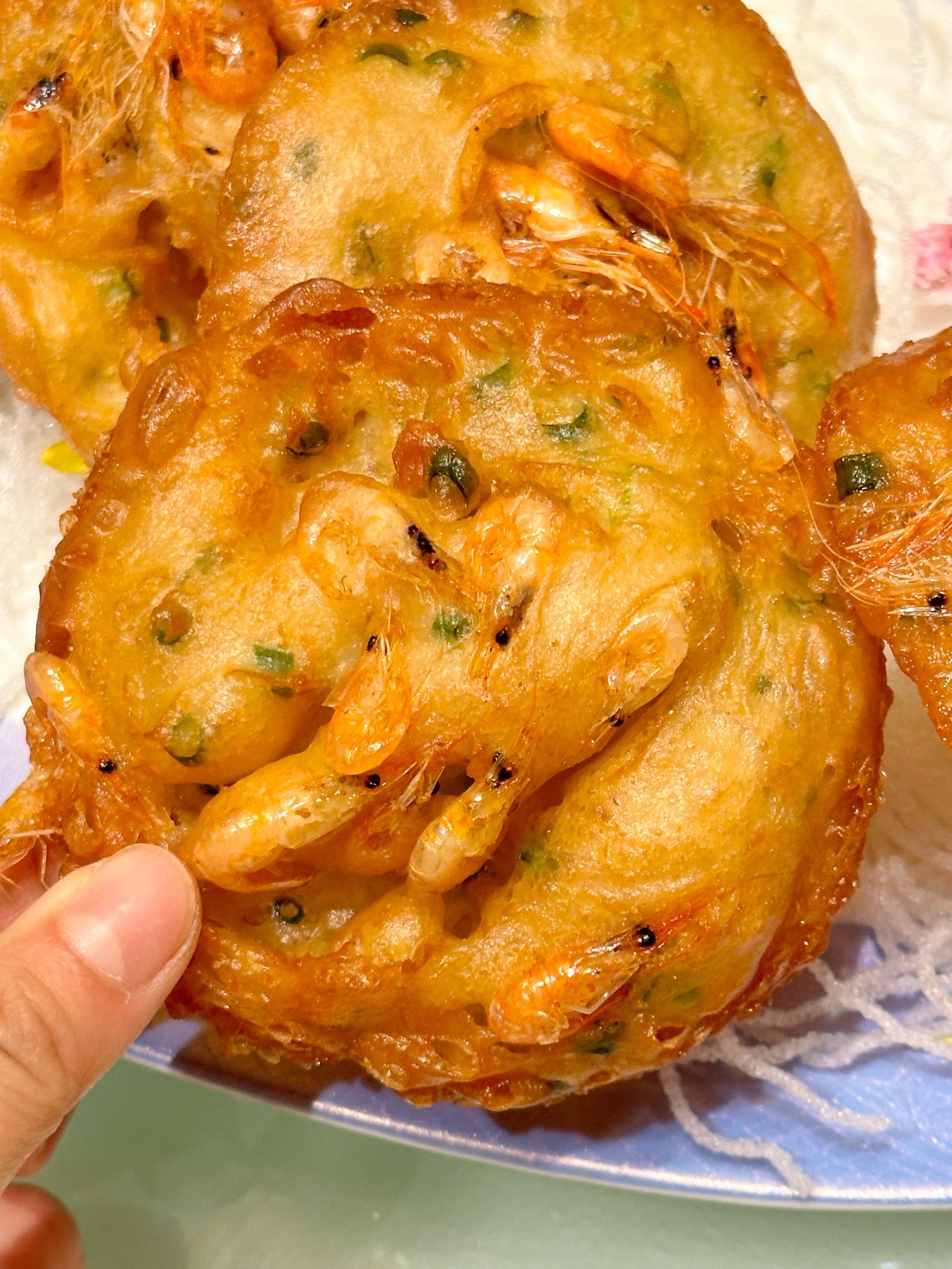 桂林有了!北海排队30min也要吃的炸虾饼