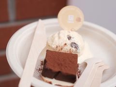 -HUGS coffee(东区店)