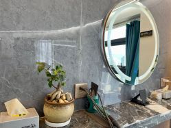 -乌贝卡专业假发