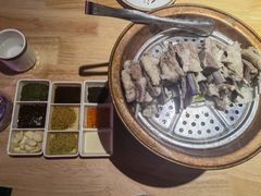 蒙料一八手把肉-蒙料·手把肉(望京店)