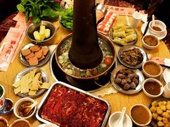 -月圆火锅(宁海东路二店)
