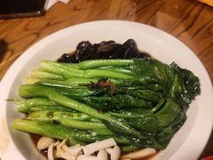 -新白鹿餐厅(百联中环店)