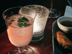-毛毛虫酒吧