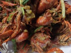 -虾弄弄海派小龙虾·牛羊蝎子火锅