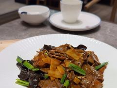-闫府私房菜·百年鲁菜(恒隆店)