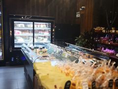 -红跑车蛋糕世界(清江路店)