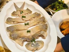-鱼痴渔醉·食鲜集(月亮湾店)