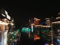 -Tipsy Bar•屋顶露台酒吧&水烟吧