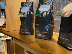 -星巴克臻选(济南恒隆店)