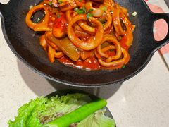 -蚂蚁洞·烤肉大营地(上海静安大悦城店)