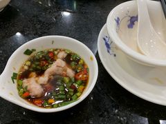 -老来福·非遗酸汤兔(凯旋路店)