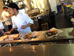 -Ribs & Burgers The Rocks
