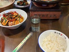 -富正毅三下锅·湘西韵味(天门山索道店)