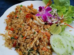 菠萝饭-Dash Teak House