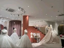 -PAI婚纱礼服设计馆【大牌租赁/高级定制】