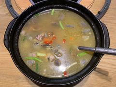 姬松茸炖鸡-妈妈的味道(和顺古镇店)