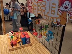 -麦当劳(上海虹桥站30B检票口楼上)