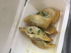 牛肉鍋貼-小姜锅贴(凤凰街店)