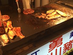 -原住民美食石板烤肉山猪肉