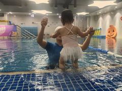 -蓝旗亲子游泳(范湖万达广场店)