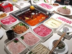 -海底捞火锅鲜切牛肉主题店(长寿路店)