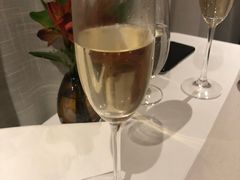 -Oyster Talks 四度蚝法餐厅