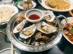 -五谷丰登农家院·地道胶东菜·海鲜烧烤(威海店)