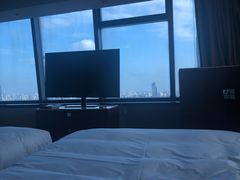 -上海龙之梦万丽酒店