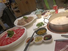 -洪氏嗨捞·猪肚鸡火锅(阳光天地店)