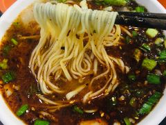 -牛一嘴·兰州牛肉面·大盘鸡(财富中心店)