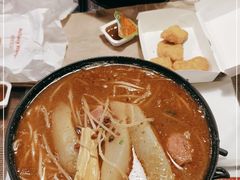 -肥汁米蘭香港米线(宁波路总店)
