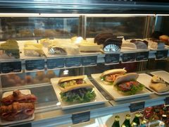 -Gloria Jean's Coffees