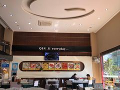 -覃记海鲜美食餐厅