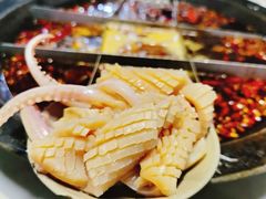 -渝嘴小老弟老火锅(华新村店)