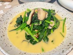 奶油菠菜-穹六人间 people 6(岳阳路店)
