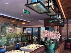 -八府香鸭·啫啫煲(华山路店)