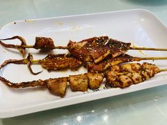 鲜烤鱿鱼-伊喜饺子·烤鸭(五道口学院路店)